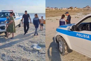 В Мангистау полицейские вытащили из моря девочку, унесённую на 600 метров от берега