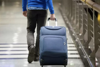 Фотография к новости: В Жетiсу судебный исполнитель помог алиментщику сбежать с поддельными бумагами