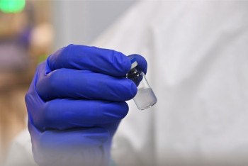 Новый штамм коронавируса распространяется в России