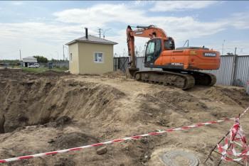 Фотография к новости: Тонут в фекалиях и сидят без воды: что происходит с канализацией в Костанае?