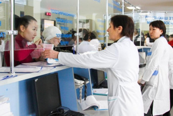 Фотография к новости: В Астане стартует прикрепление к поликлиникам: горожане смогут сменить медорганизацию