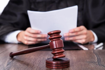 Фотография к новости: В Атырау блогера приговорили к 3 годам тюрьмы за мошенничество