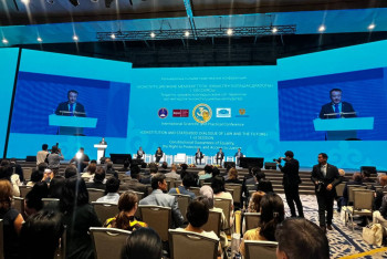 Фотография к новости: Международная конференция к 30-летию Конституции проходит в Астане