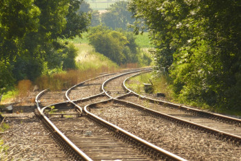 Фотография к новости: В России подросток в наушниках попал под поезд