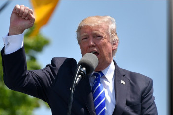 Фотография к новости: Трамп готовит указ об изменении процедуры голосования в США