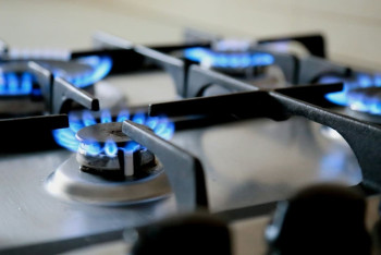 В Актау в жилом комплексе произошла утечка газа: пострадали два человека