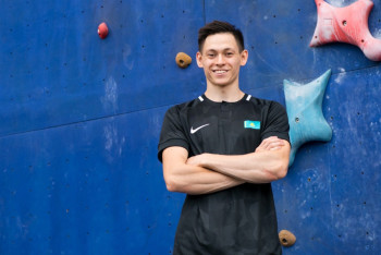 Казахстанский скалолаз завоевал золото Кубка Азии в Алматы