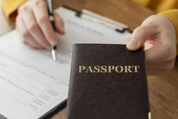 Фотография к новости: В России с 1 сентября вступили в силу новые госпошлины для мигрантов