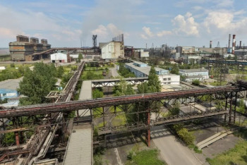 Фотография к новости: Трое работников получили ожоги на заводе ферросплавов в Аксу