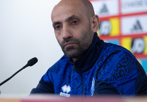 Фотография к новости: Не обошлось без травм — Али Алиев о матче против Уэльса