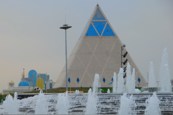 Фотография к новости: Казахстан формирует глобальную повестку мира через духовный диалог