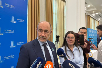 Фотография к новости: В Послании Президента основное внимание будет уделено экономике – депутат