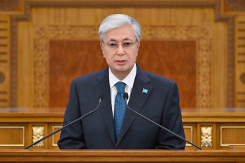 Фотография к новости: Обмеление Каспия вызывает серьезную обеспокоенность – Токаев