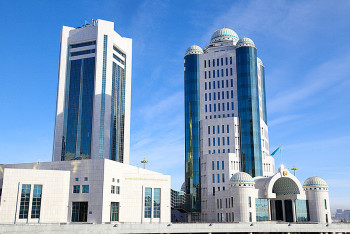 Фотография к новости: "Ак жол" поддерживает курс Президента на однопалатный парламент