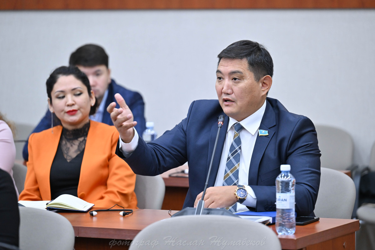 Фото пресс-службы мажилиса
