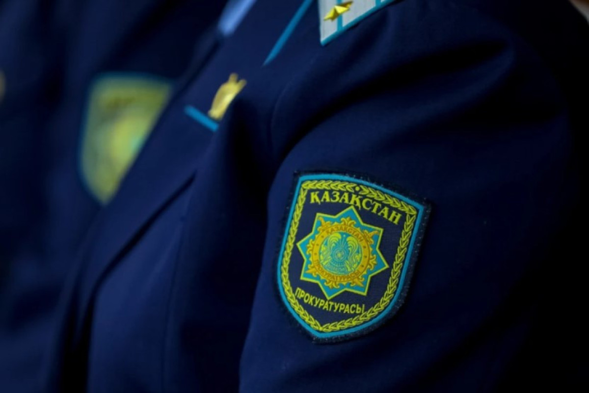 Прокурора Актау задержали в аэропорту Алматы
