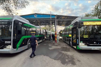 Фотография к новости: Неисправные автобусы возили пассажиров по Алматы