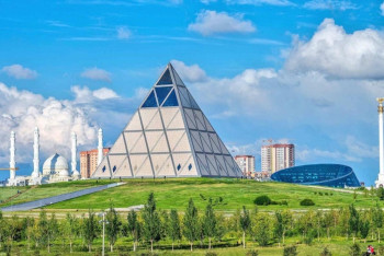 Фотография к новости: Религиозная синергия в Астане на Форуме молодых религиозных лидеров