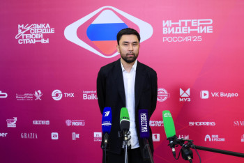 Фотография к новости: Казахстанский певец представит страну на музыкальном конкурсе в Москве