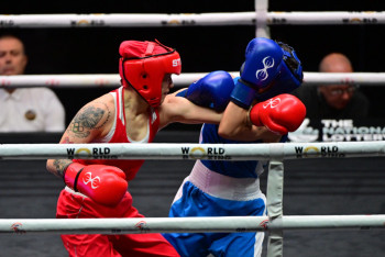 Назым Кызайбай вышла в финал чемпионата мира по боксу