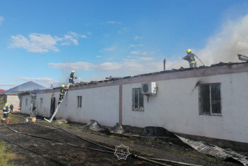 Фотография к новости: 5 газовых баллонов вынесли из жилого дома столичные спасатели