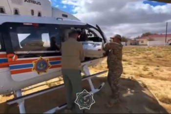 Авиация МЧС эвакуировала новорождённого в Кызылорду