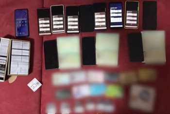 Фотография к новости: В Алматы изъяли 400 SIM-карт у подозреваемых в интернет-мошенничестве