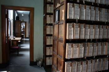 Фотография к новости: Документы 70-летней давности гниют на полках – депутат о проблеме архивов в регионах