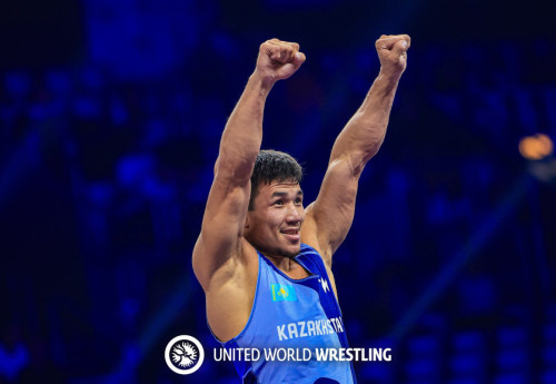 Фотография к новости: Казахстанские вольники завоевали две бронзовые медали на чемпионате мира