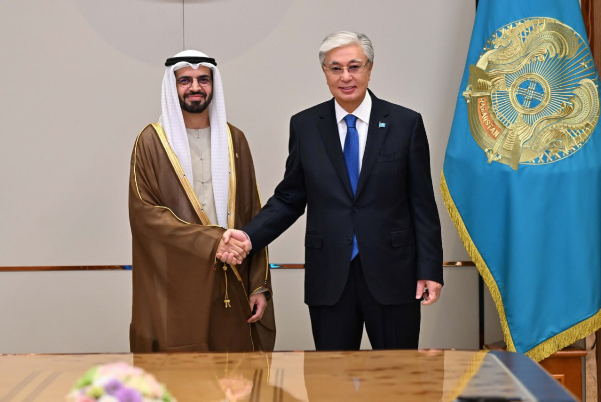 Токаев поблагодарил представителя ОАЭ за участие в VIII Съезде религиозных лидеров