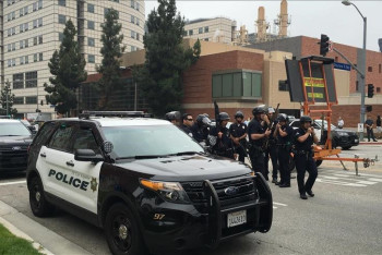 Фотография к новости: Трое полицейских погибли при вооружённом нападении в США