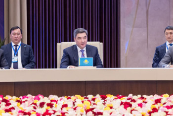 Фотография к новости: Олжас Бектенов выступил на саммите в Бишкеке