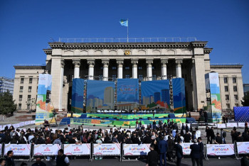 Фотография к новости: Алматы делает ставку на цифровизацию, бизнес и туризм — аким Дархан Сатыбалды