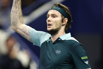 Александр Бублик вышел в полуфинал турнира ATP-250 в Ханчжоу