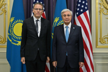 Фотография к новости: Токаев обсудил с руководителем PepsiCo создание 900 рабочих мест в Казахстане