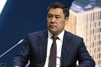 Фотография к новости: Президент Кыргызстана поручил ввести смертную казнь за преступления против детей и женщин