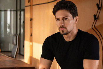 Фотография к новости: "Золотая эра изобилия": Павел Дуров о том, как ИИ изменит общество