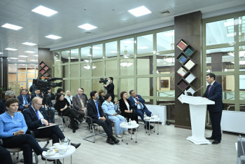 Фотография к новости: Общественная палата должна занять ключевое место в дискуссии по реформированию парламента - Кошанов