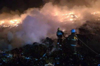 Фотография к новости: Семидневный пожар на полигоне показал уязвимость Алматы — эксперт