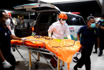 Фотография к новости: Число погибших при обрушении школы в Индонезии достигло 53 человек