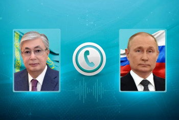 Фотография к новости: Касым-Жомарт Токаев поздравил Владимира Путина с днем рождения