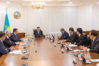 Фотография к новости: Олжас Бектенов предложил спасти Арал с помощью искусственного интеллекта