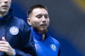 Фотография к новости: Динмухаммед Кашкен: Для меня честь играть за сборную Казахстана