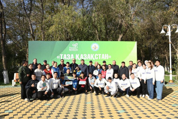 Фотография к новости: 20 тысяч человек вышли на субботник в Кызылординской области