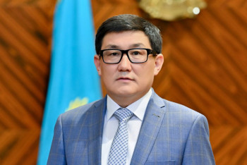 Фотография к новости: Акимом Семея избран Адлет Кожанбаев