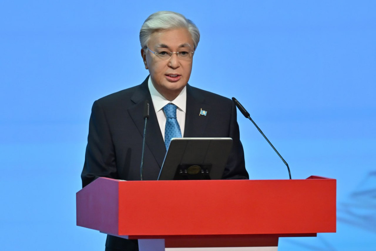 "Лукойл" инвестировал в нефтегазовую отрасль Казахстана более 12 млрд долларов - Токаев