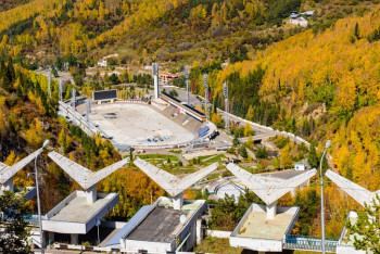 Фотография к новости: В Алматы ограничат движение авто до Медеу