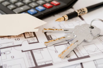 Фотография к новости: Ипотека под давлением: почему казахстанские банки массово приостановили выдачу жилищных кредитов