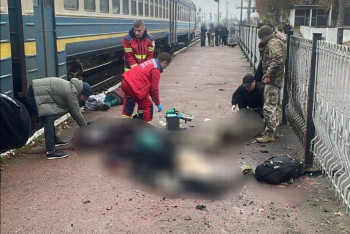 Фотография к новости: Четыре человека погибли при взрыве гранаты на северо-западе Украины