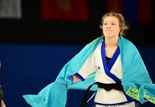 Фотография к новости: Казахстанка Амелина Бакиева завоевала "золото" юношеских Азиатских игр в Бахрейне